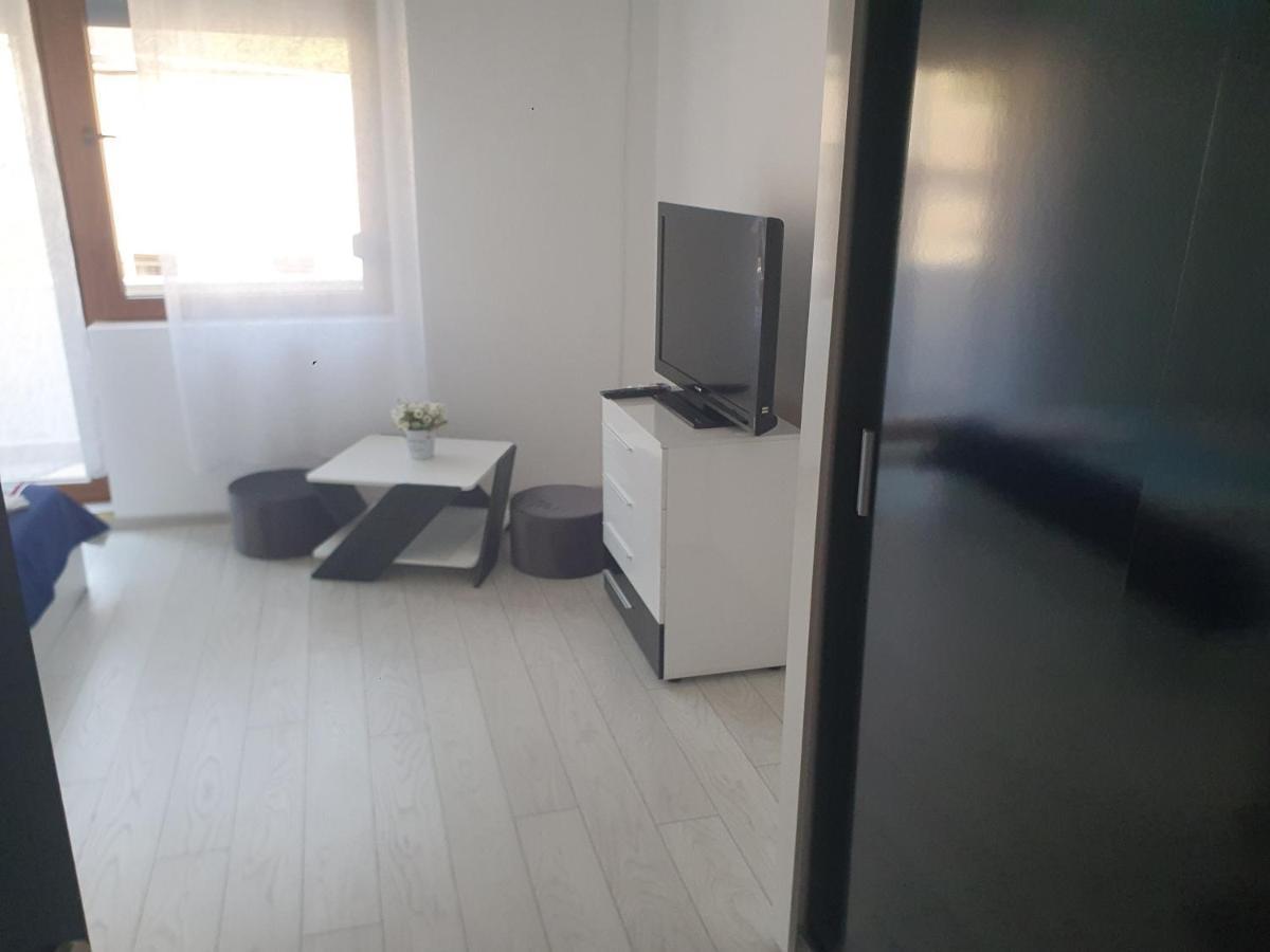 Casa Simionov Apartment Baile Herculane Exterior photo
