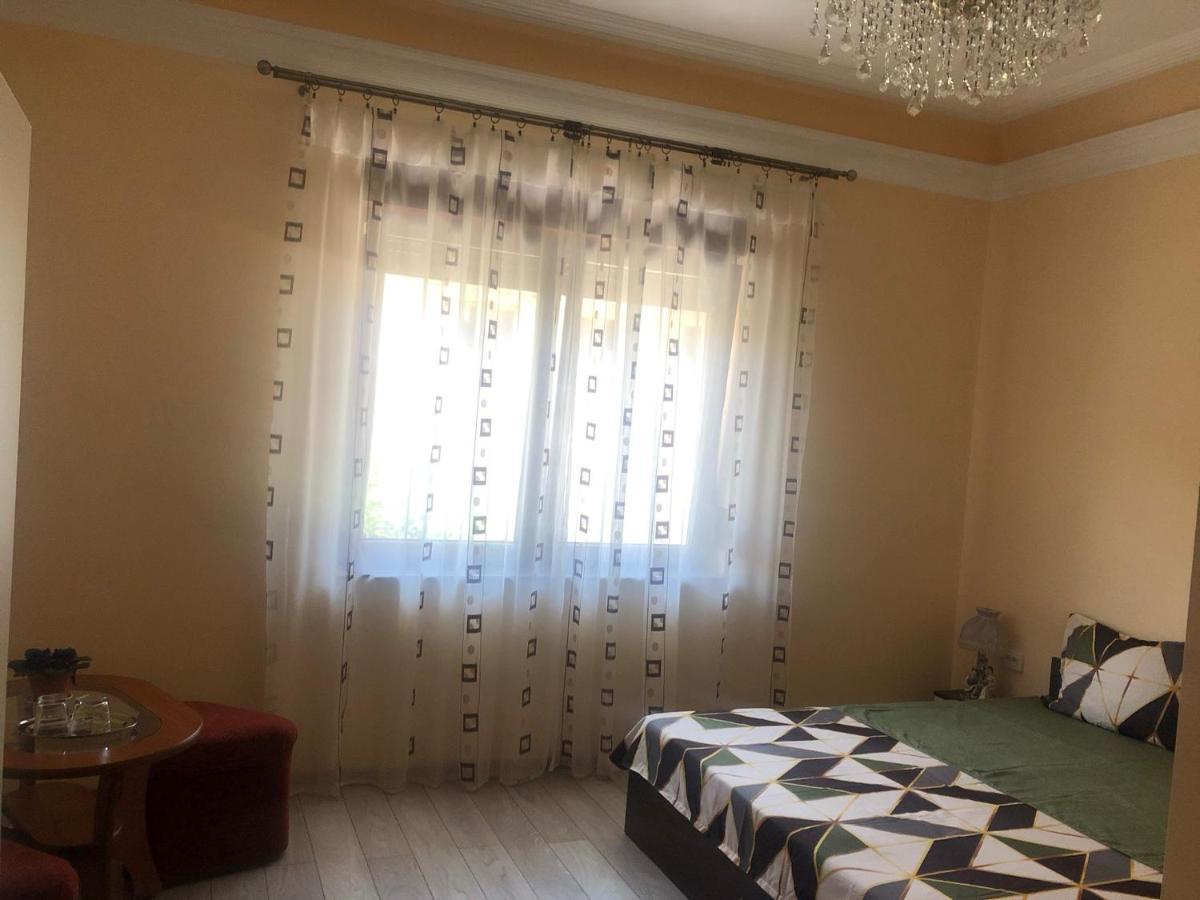 Casa Simionov Apartment Baile Herculane Exterior photo